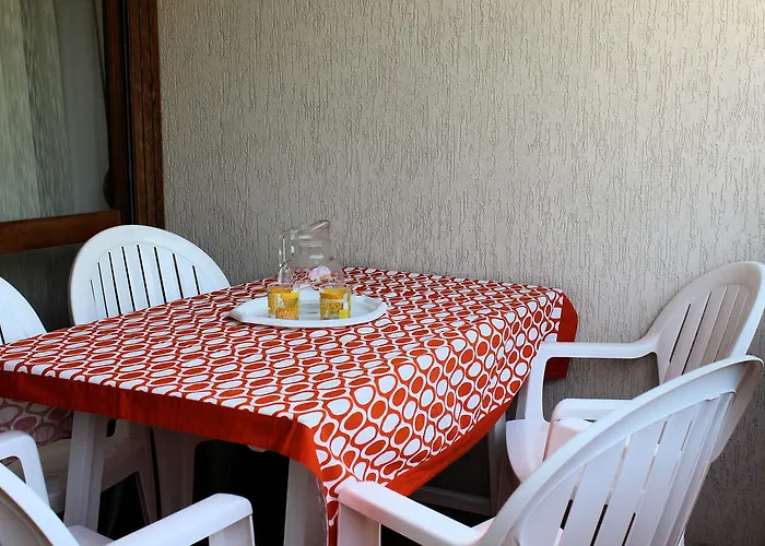 Apartment Oscar Grado