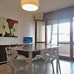 Oscar Apartamento Grado